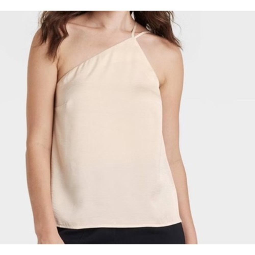 A New Day One Shoulder Strap Tank Top Cream Ivory Medium NEW Sleek Versatile